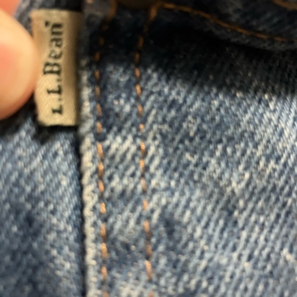 L.L. Bean Relaxed Blue Jeans Classic Everyday Style - Picture 7 of 7